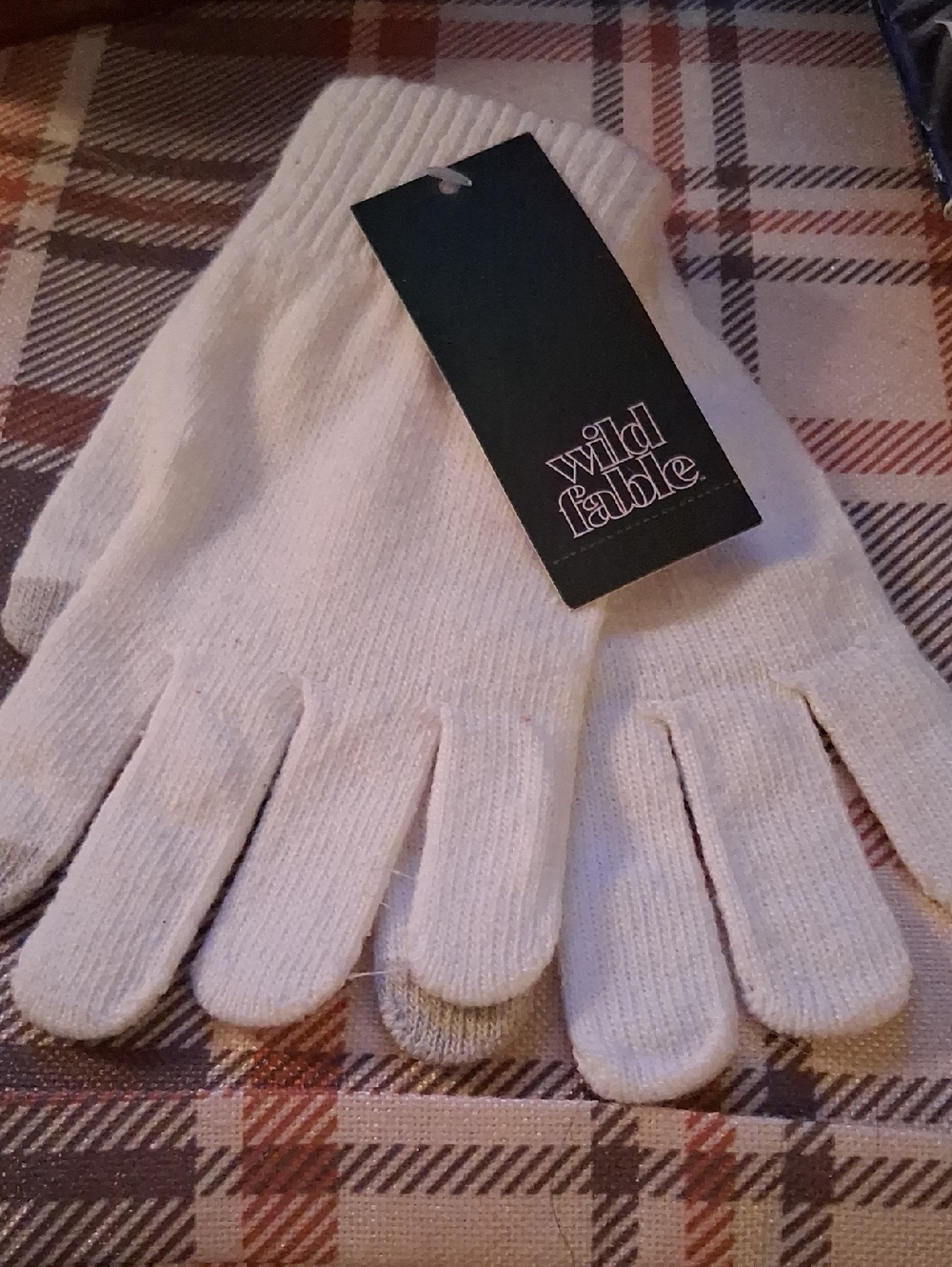 NWT! Wild Fable White Knit Gloves